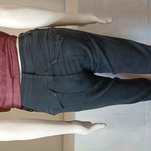 Sz 6 Long Curvy Fit Black Bootleg Jeans by INC